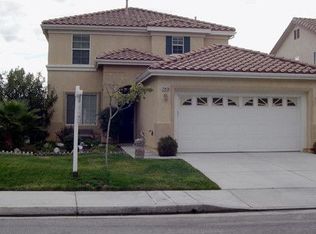 29930 Cambridge Ave, Castaic, CA 91384