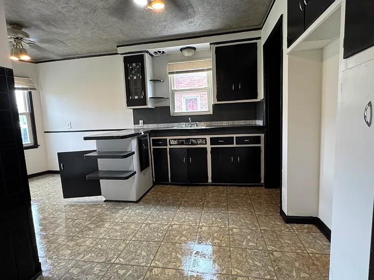 16242 Bringard Dr — Photo 3