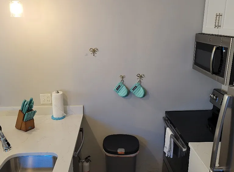 350 King St #204 — Photo 5
