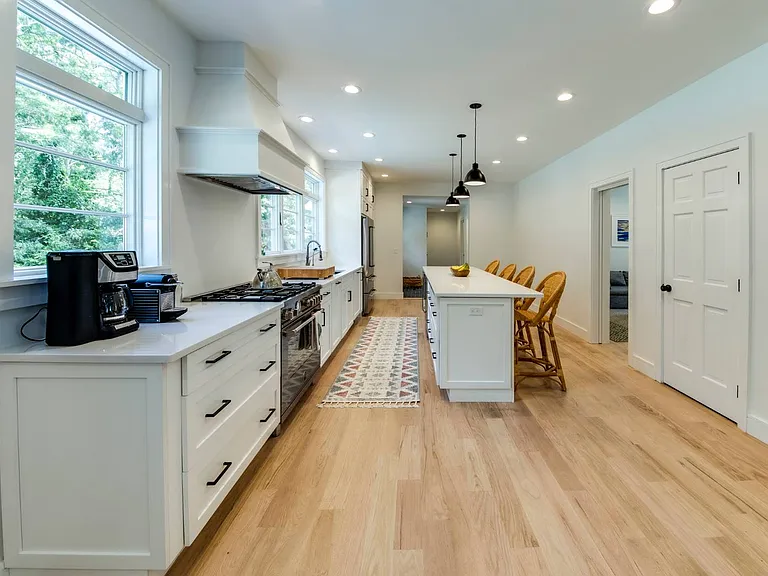 3 Oak Hill Ln — Photo 10