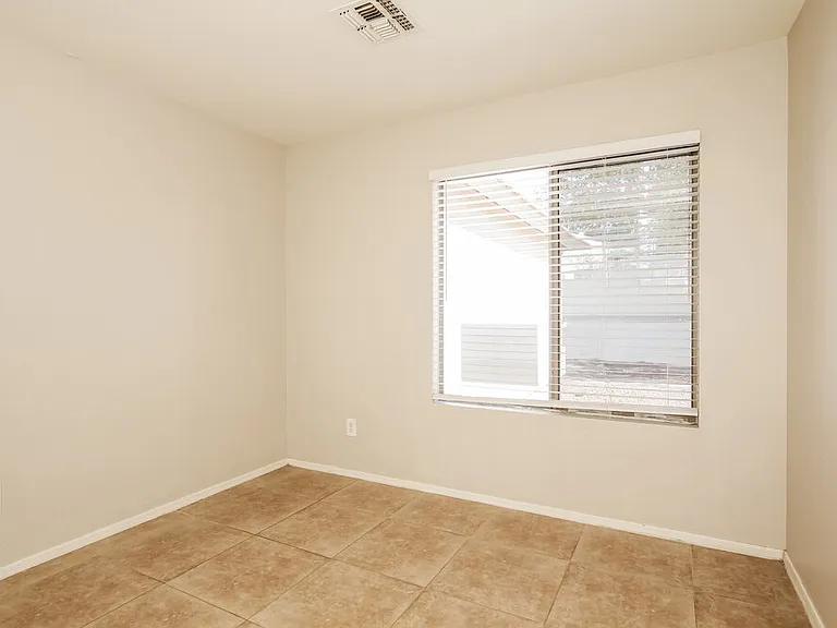 7537 W Georgia Ave — Photo 12