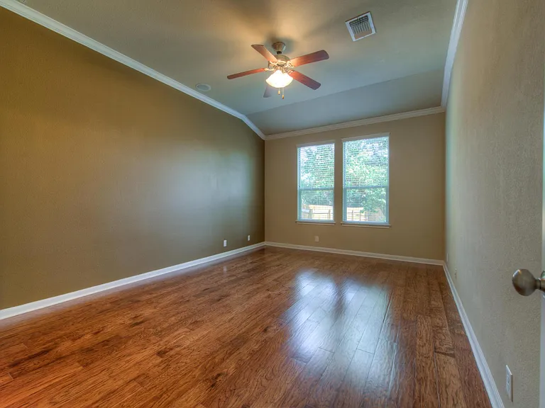 405 S Meadowlark St #B — Photo 17