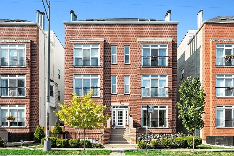 1st image of 1722 W Diversey Pkwy #2W