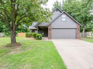 3005 N 24th St, Broken Arrow, OK 74014