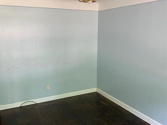 3rd image of 7427 Asbury Park