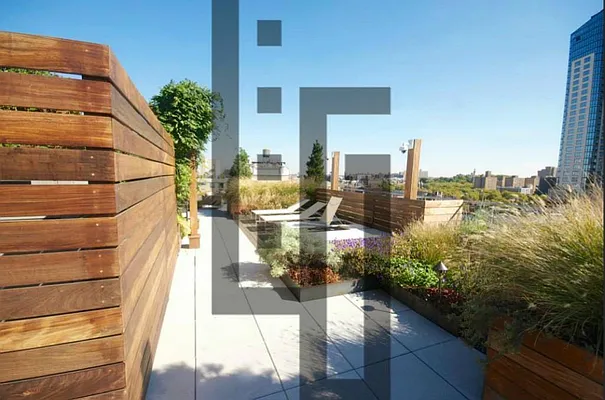 Rented by Loom Group | media 23