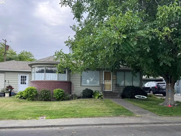 33 W Cedar Dr, Hermiston, OR 97838