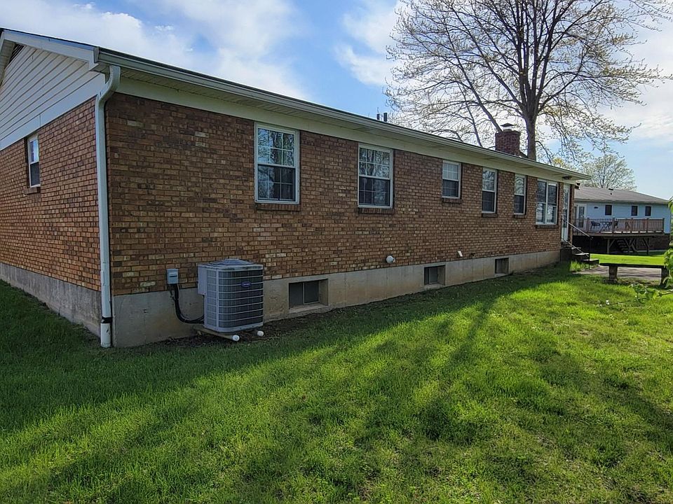 2nd image of 3288 Braewood Dr