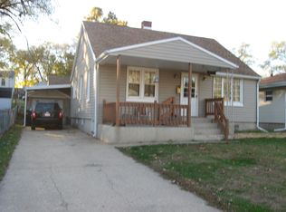 1417 S 14th St, Pekin, IL