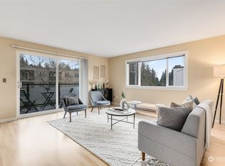 845 NE 125th St APT 302, Seattle, WA