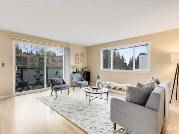 845 NE 125th Street #302, Seattle, WA 98125