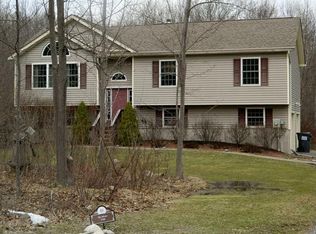 718 Eatontown Rd, Pt Jervis, NY 12771