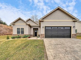 7011 Linn Cove Ct, Roanoke, VA