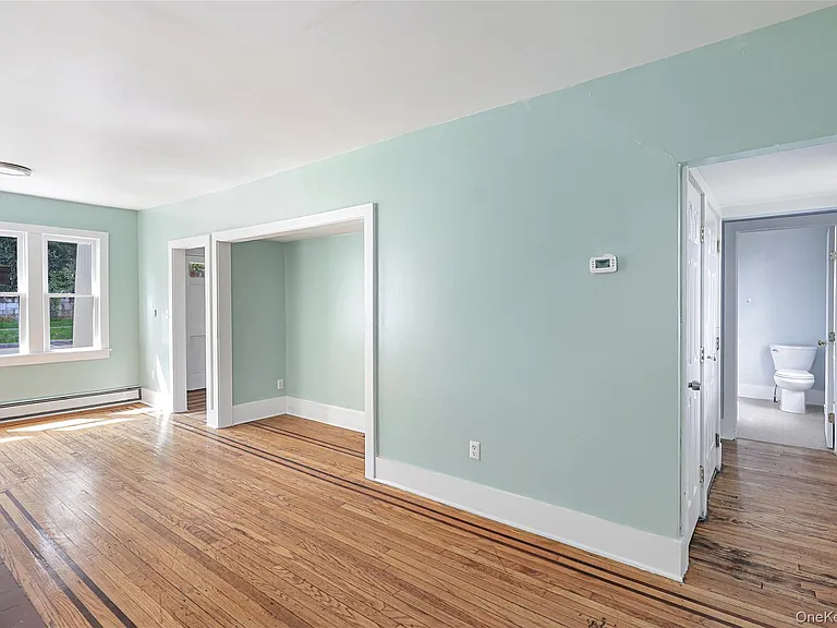492 Liberty St — Photo 18