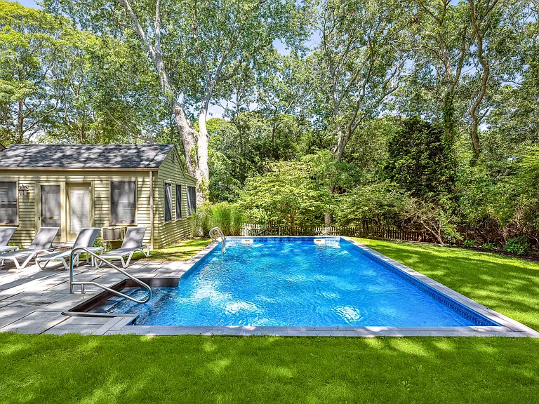 60 Aspatuck Rd — Photo 21