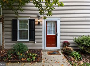 16190 Taconic Cir, Dumfries, VA 22025