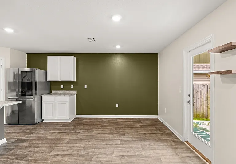 7292 Ellie B Dr — Photo 17