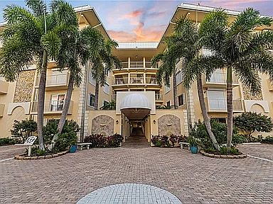 1st image of 3000 Gulf Shore Blvd N APT 111
