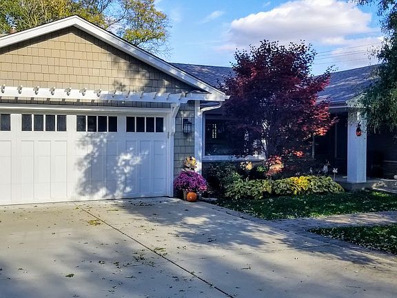 5th image of 289 Abbotsford Ct