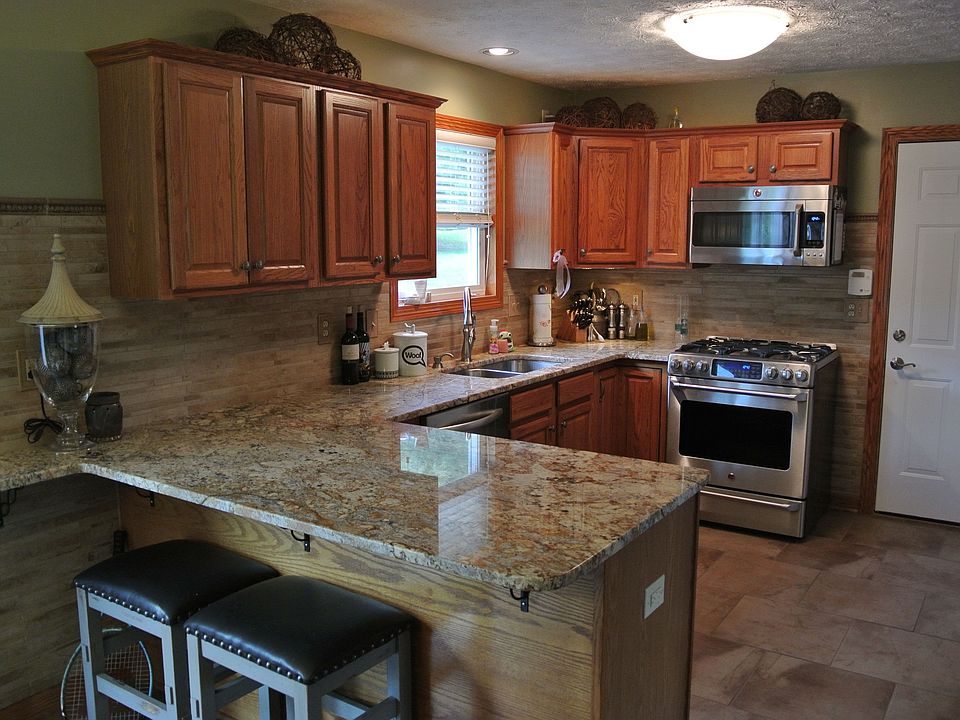 This kitchen is gorgeous!