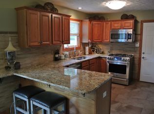 887 Ashmun Ave, Tallmadge, OH 44278