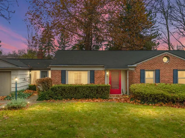 1921 Derby Rd, Birmingham, MI 48009