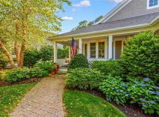 34 Newbury Dr, Westerly, RI 02891