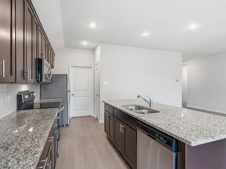 2202 Duke St — Photo 11