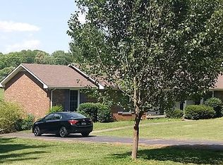 1721 Cedarcroft Dr, Clarksville, TN 37043