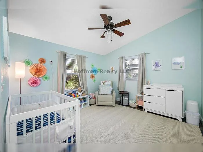 1632 Windsor Pl — Photo 36