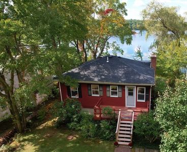 19 Lakeshore Dr, Holliston, MA, 01746