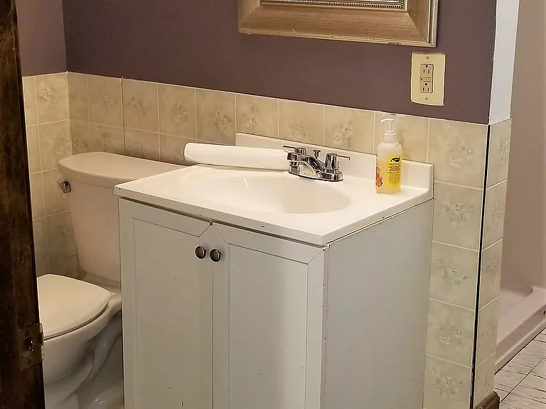 full bathroom
