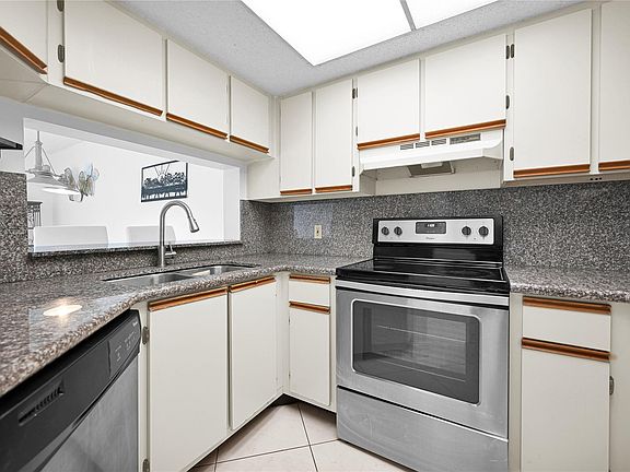 4th image of 5200 NW 31st Avenue #51