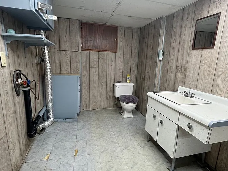 5009 E Linden Ln — Photo 26