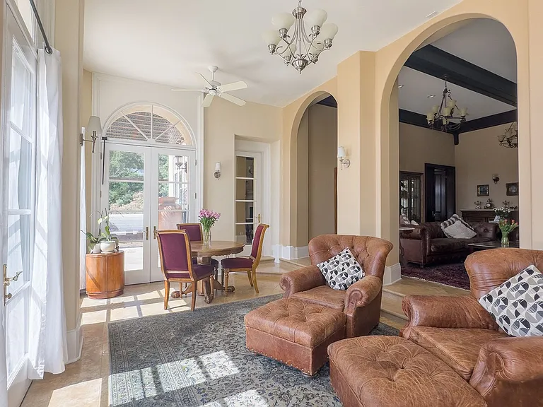22040 Mount Eden Rd — Photo 6