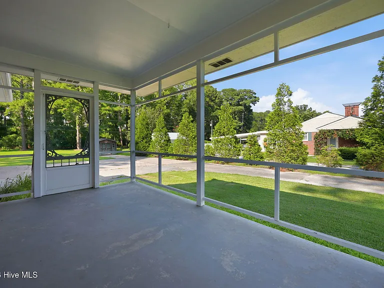 1760 John Small Ave — Photo 13