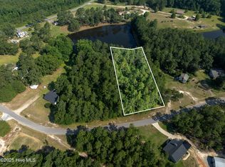 7 Country Ln, Ellerbe, NC 28338