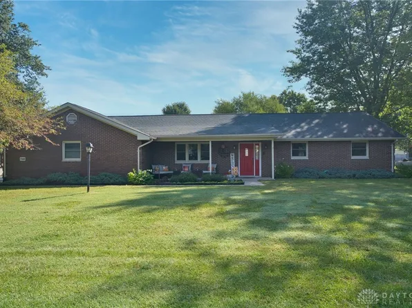 746 Iroquois Trl, Jamestown, OH 45335