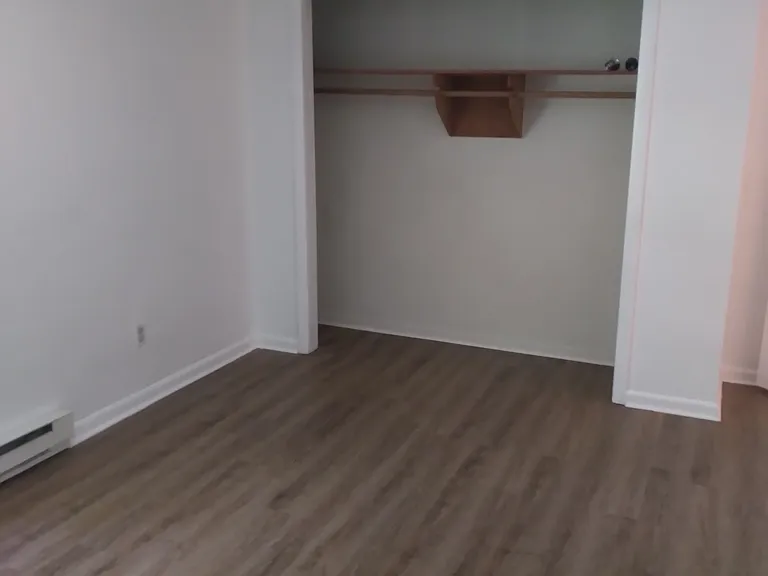 213 Grantwood Dr — Photo 11