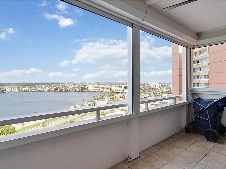 17920 Gulf Blvd #1401 — Photo 33