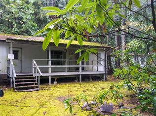 240 N Dow Mountain Dr, Hoodsport, WA 98548