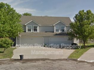 2504 Crestline Ct #1, Lawrence, KS 66047