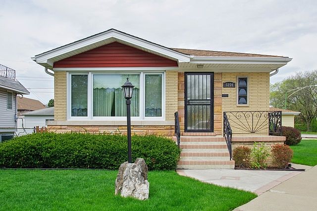 1st image of 5254 N Marmora Ave