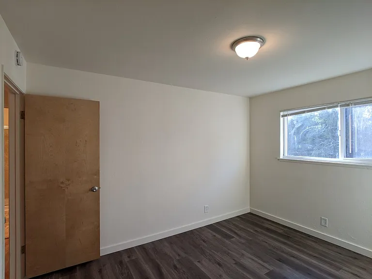 2534 Benvenue Ave — Photo 20
