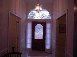 304 Lake Shore Dr, Mandeville, LA 70471