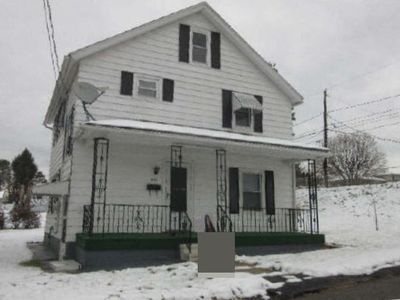 441 Edgar St, Throop, PA, 18512
