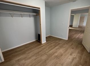 932 Hawk St, Oshkosh, WI 54902