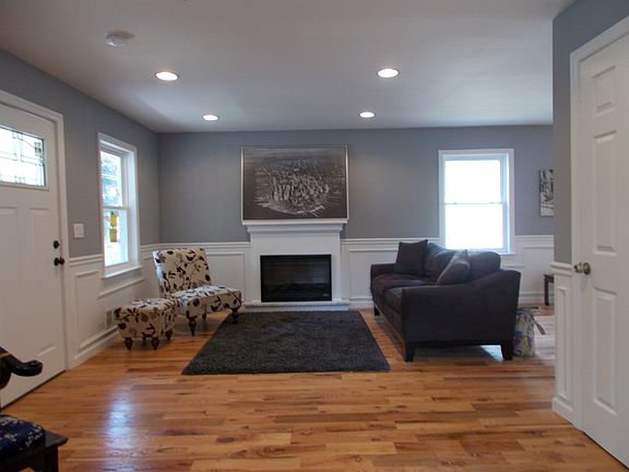 Electric fireplace
