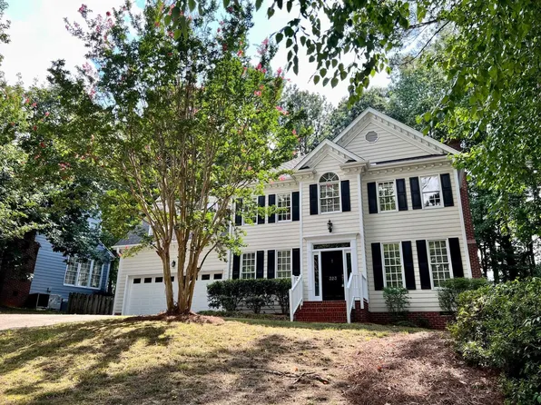 323 Parkmeadow Dr, Cary, NC 27519