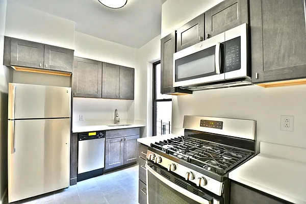 Rented by Corcoran | media 6